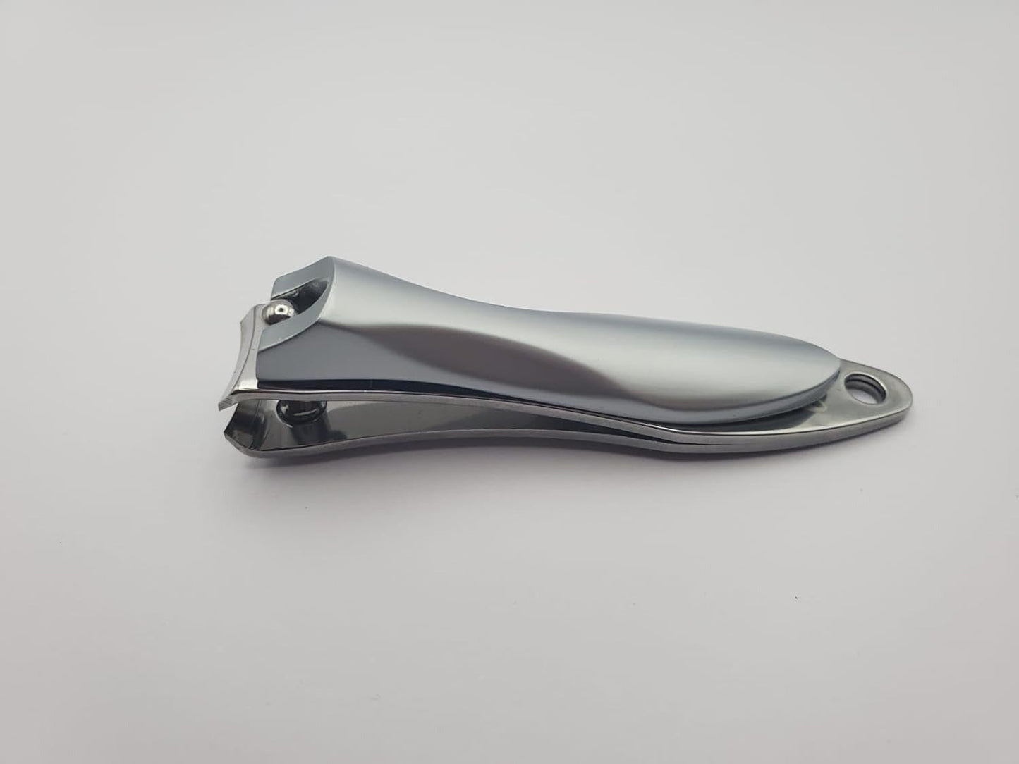 ÓHILO Manicure Set for Women Stainless Steel 21 Pcs including 8 Pusher, 2 Cuticle Nipper, 2 Nail Files, 1 Nail Cutter, 1 Eyebrow Hair Clip, 1 Pedicure Knife & 6 Ear Wax Removers